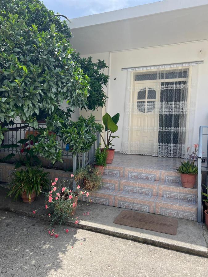 Rooms For Rent Habipi Влёра Экстерьер фото