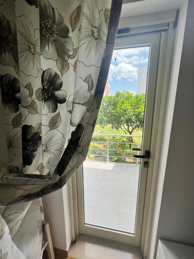 Rooms For Rent Habipi Влёра Экстерьер фото