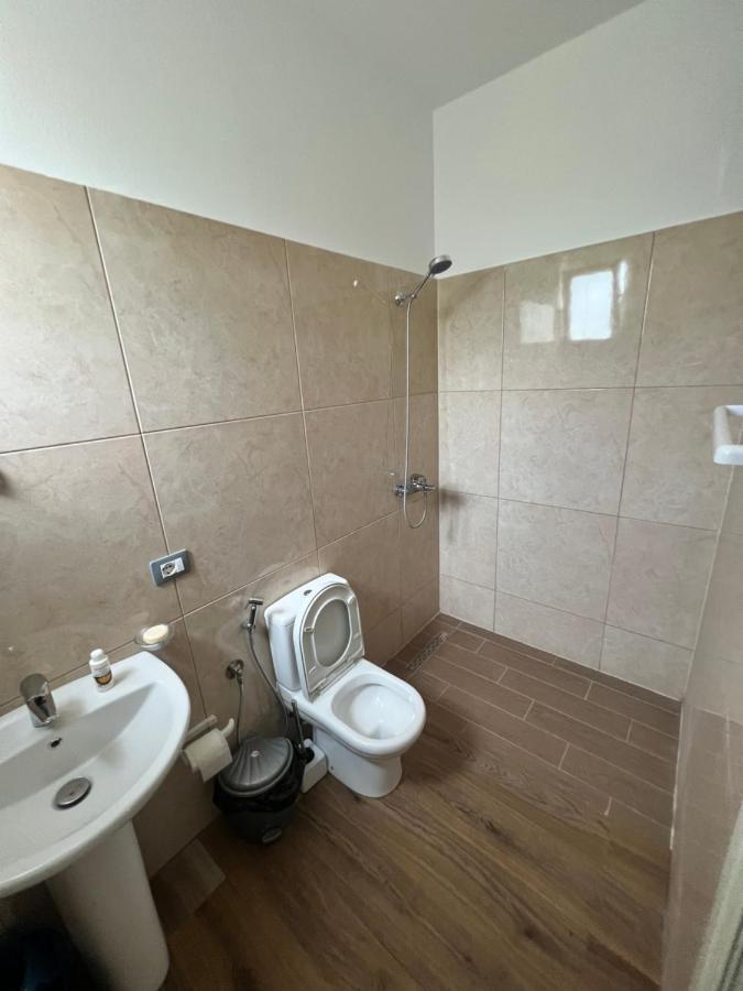 Rooms For Rent Habipi Влёра Экстерьер фото